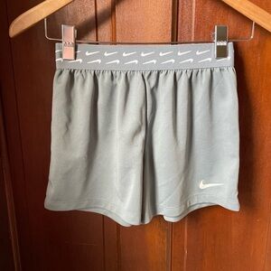 Nike dri fit girls medium gray athletic shorts